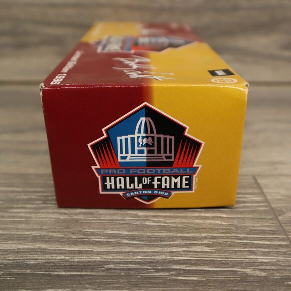 BOBBY LABONTE #18 1996 HALL OF FAME JOE GIBBS Limited Edition 1/24 SCALE Bank - Picture 2 of 12